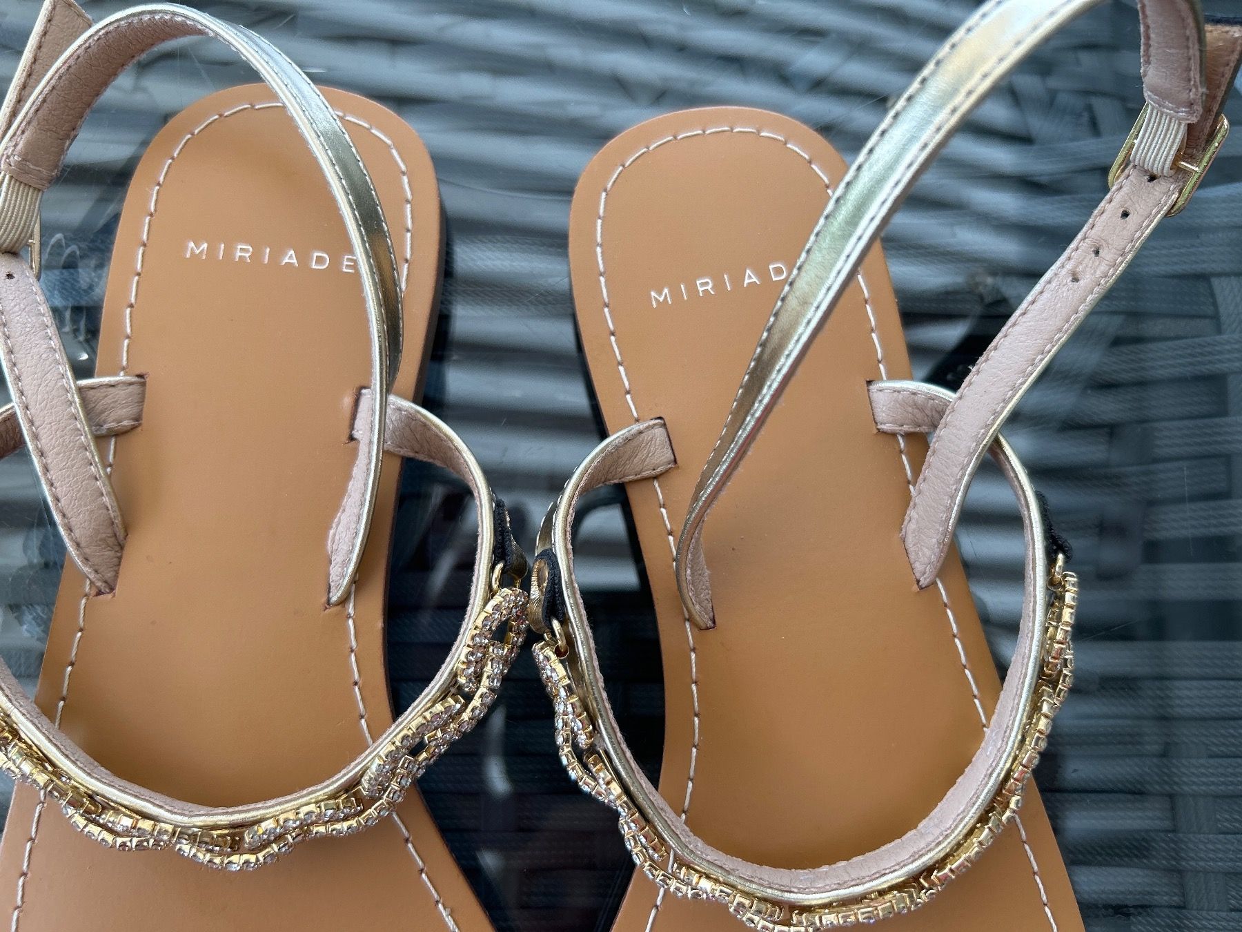 Scarpe da donna: Sandalen von Miriade (38) – Nuovo (secondo la descrizione) da Vezia venduto da sidu03 1