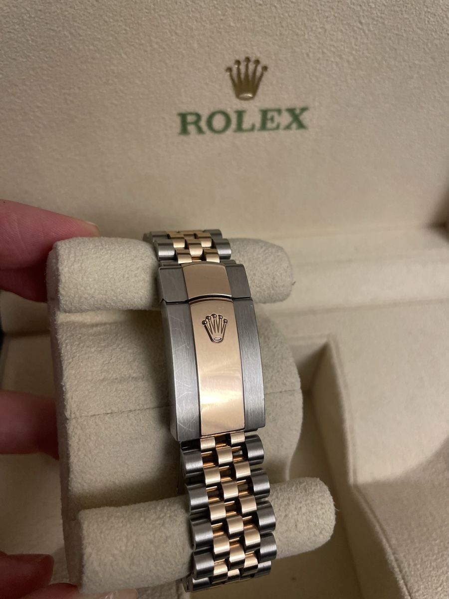 Rolex Orologi: Rolex Datejust 41 - Chocolate Dial 2023 – Nuovo (secondo la descrizione) da Les Avanchets venduto da NR07 6