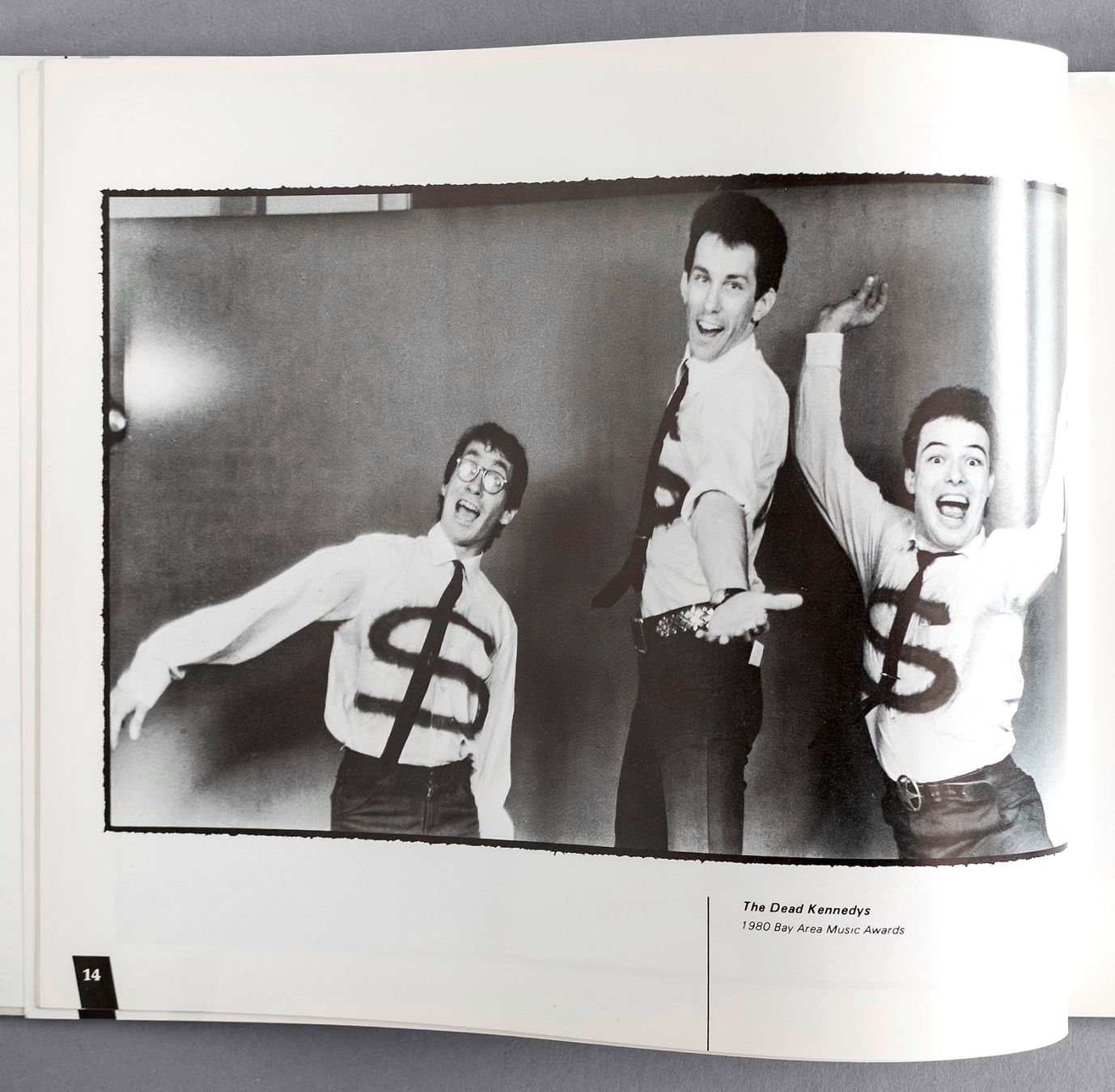 Bücher: WEIRD ANGLES von ƒ-STOP FITZGERALD - PUNKROCK 1982 – Gebraucht aus St. Gallen von kobayashi-maru 6