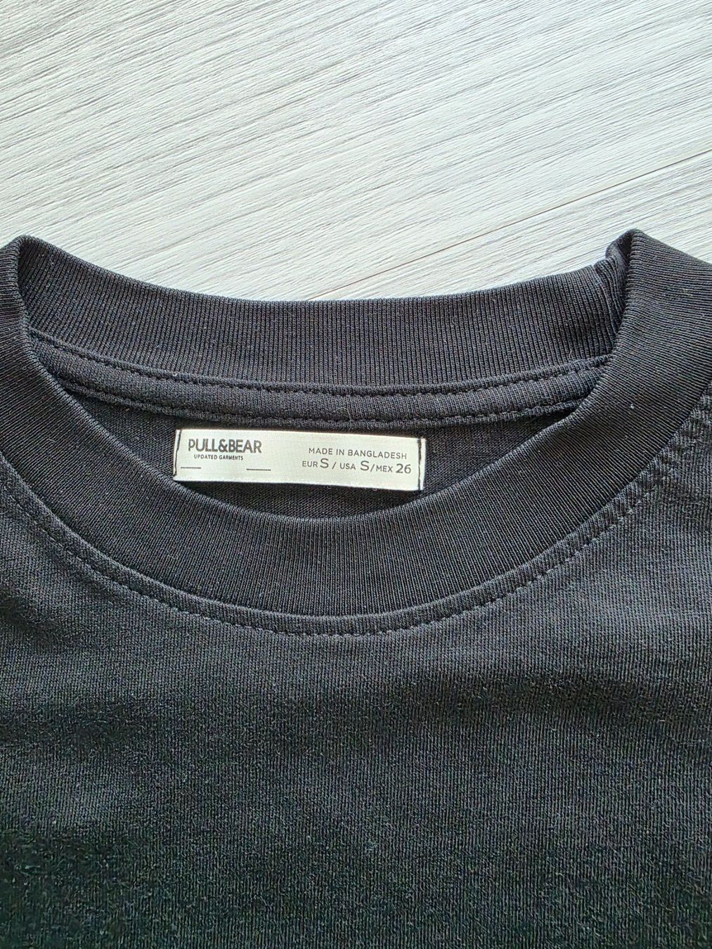 Pull&Bear T-Shirts: Pull&Bear T-Shirt Schwarz Gr. S, Baumwolle – Gebraucht aus Langnau am Albis von kktdora 1
