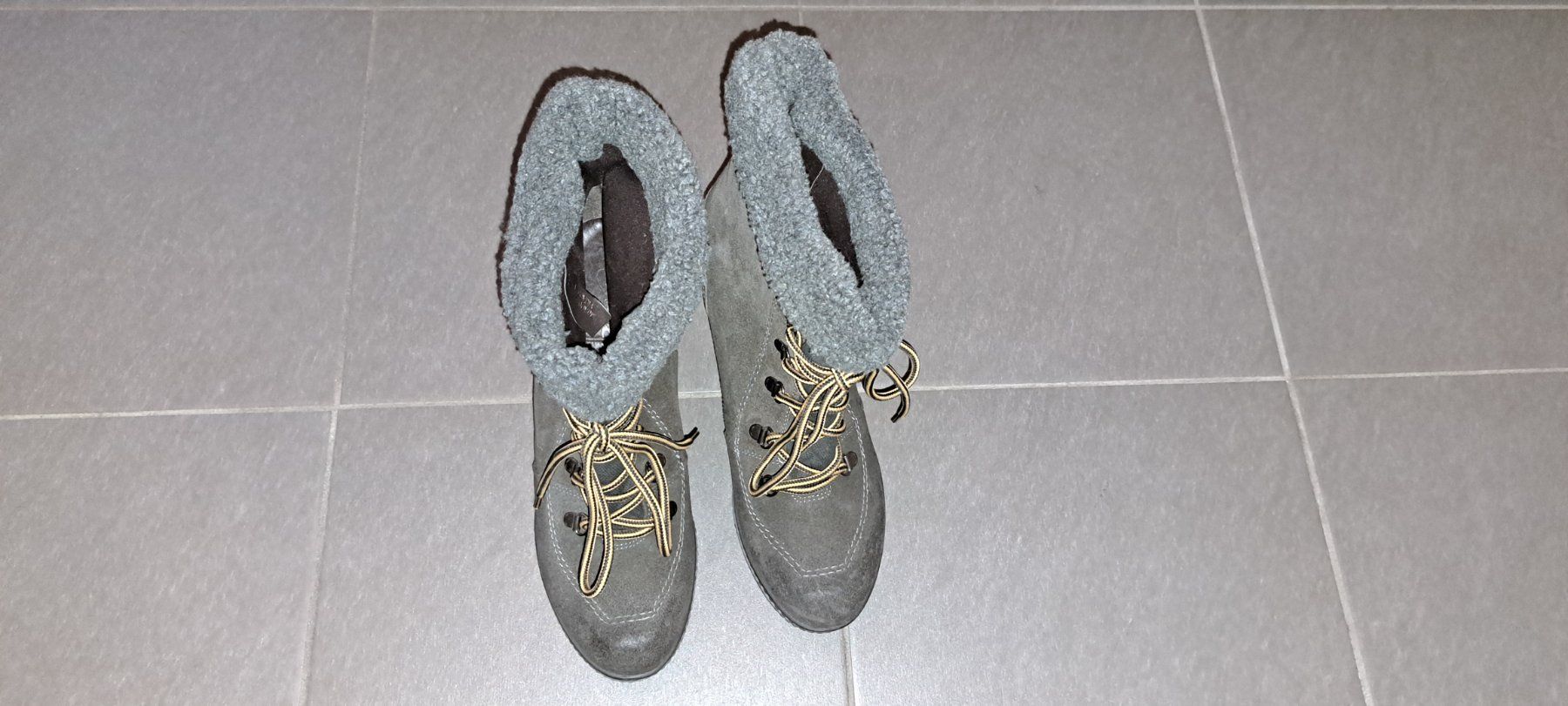 Diesel Scarpe da donna: Diesel, bottine en cuir – Nuovo e nell'imballaggio originale da Lussery-Villars venduto da pousinete02 4