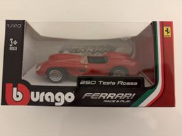 Ferrari 250 Testa Rossa Burago 1/43 - Sammlerstück!