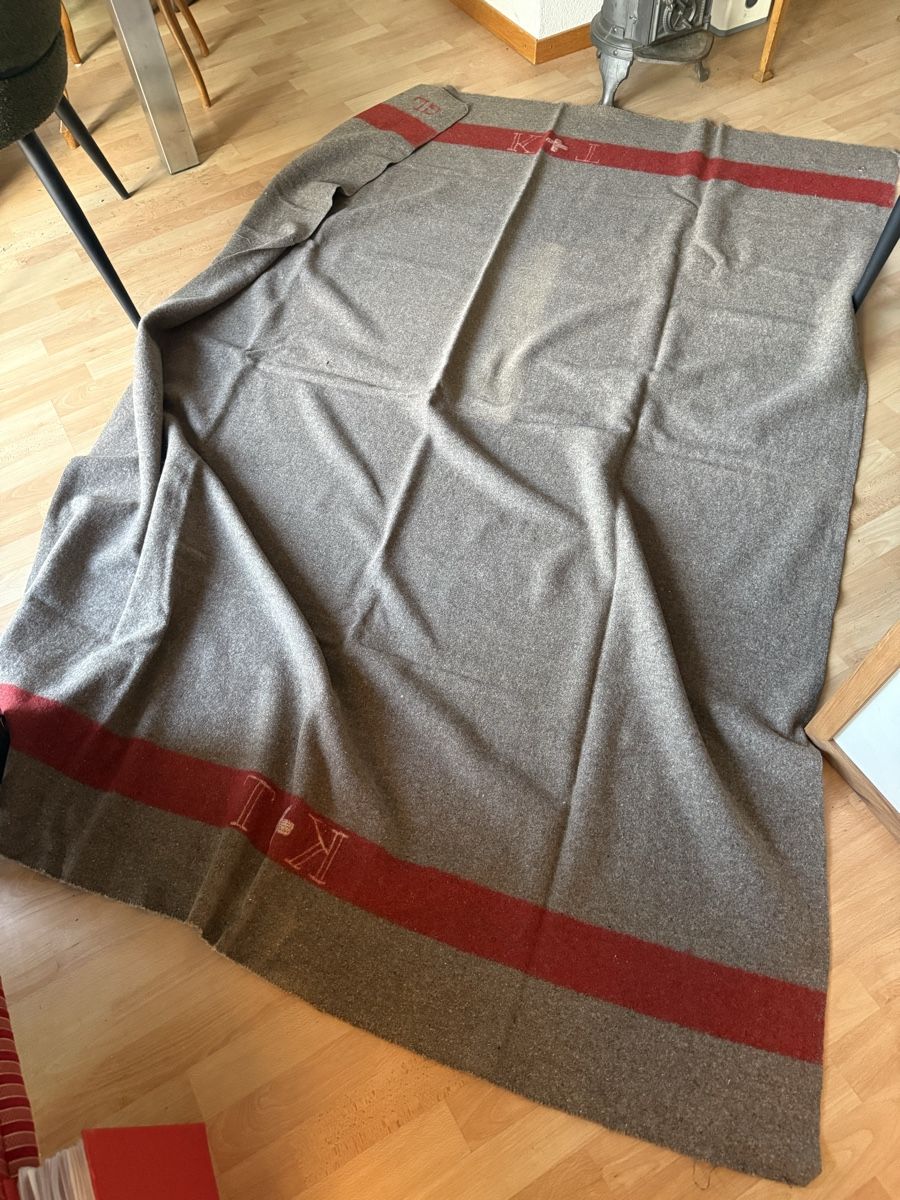 Schweizer Armee Coperte: Militärdecke Schweiz K+T  GL 40 – Usato da Grossaffoltern venduto da hobel28