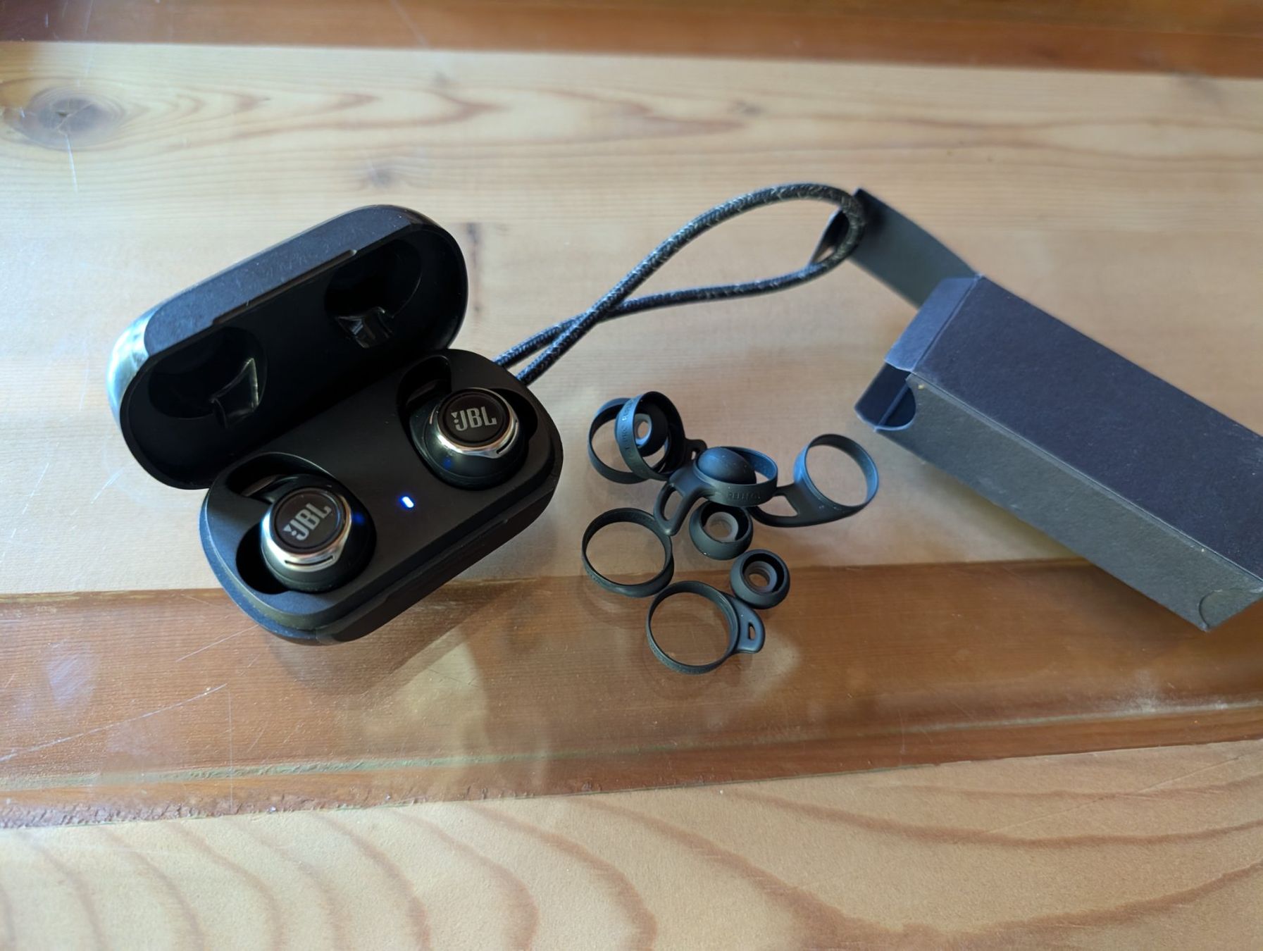 JBL Casques audio: JBL In Ear Kopfhörer mit Noise Cancelling – D'occasion à Winterthur par mgd_7wlc 2