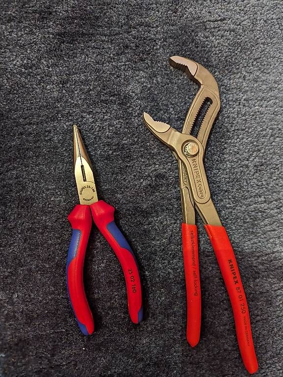Alle Werkzeuge: Knipex Profi Zangen Set – Gebraucht aus Uetikon am See von kil_zky5