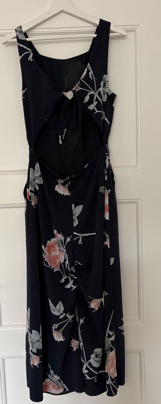 Jumpsuits: Jumpsuit mit Blumenmuster – Gebraucht aus Zürich von jil_27sn 2