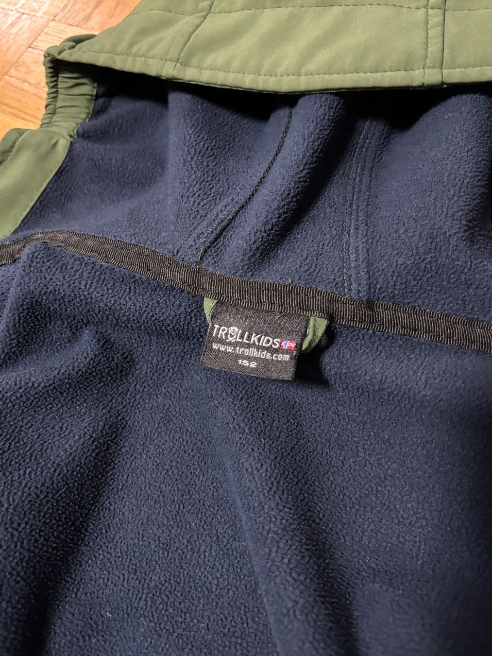 Trollkids Vestes & Manteaux: Trollkids Softshelljacke, Gr. 152 – D'occasion à Luzern par naome 4