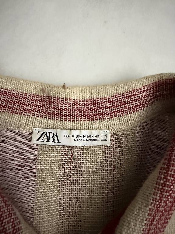 Hemden: Zara Hemd Beige / Rot grösse M – Gebraucht aus Oftringen von Kad.Ha
