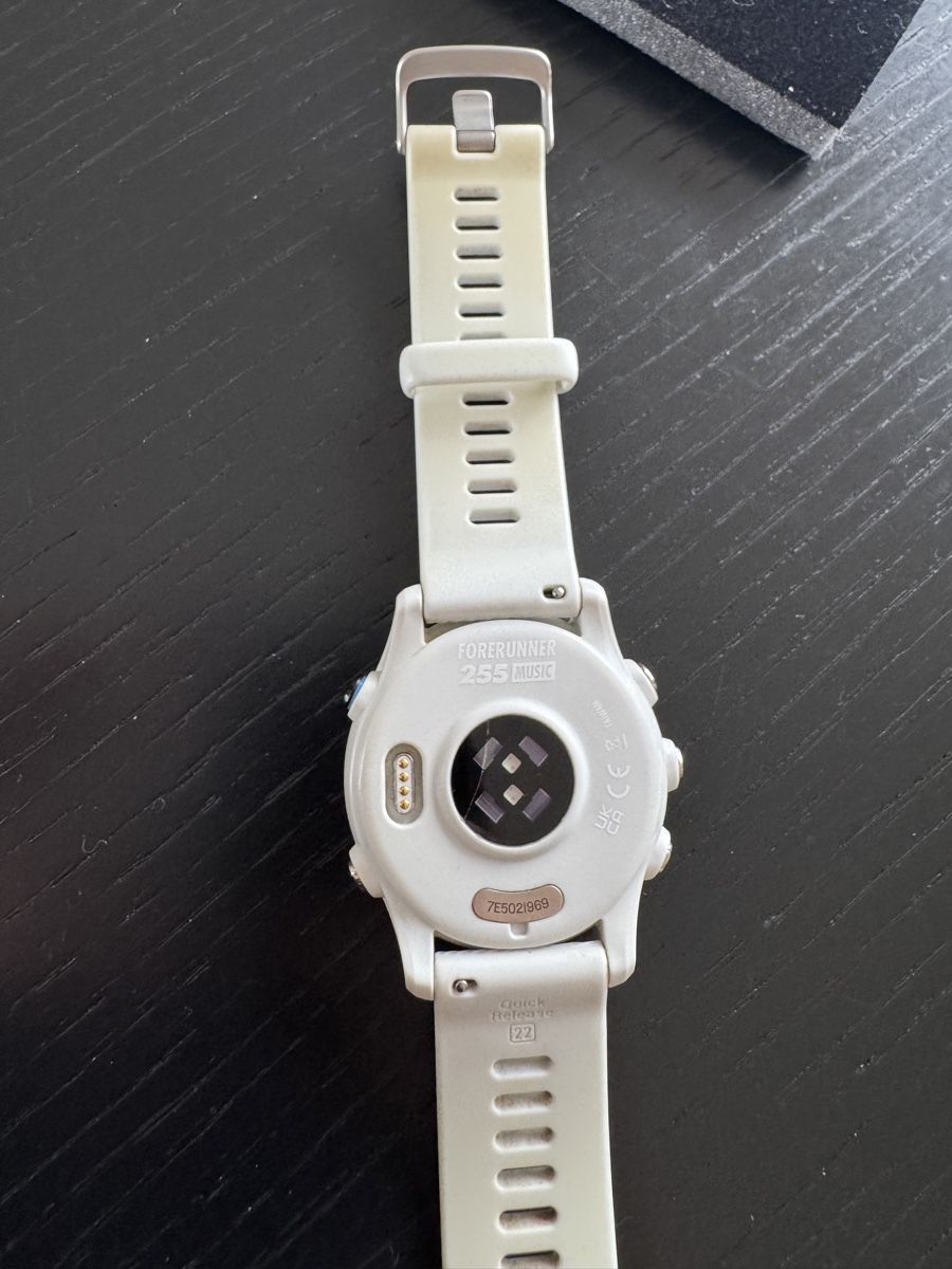 Garmin Smartwatch: GARMIN Forerunner 255 Music – Usato da Allschwil venduto da flavia3141 5