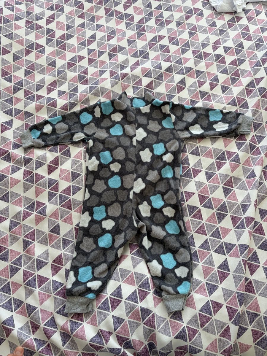 Jumpsuits: Fleece-Jumpsuit 92 – Gebraucht aus Schlieren von gor_jgx7 1