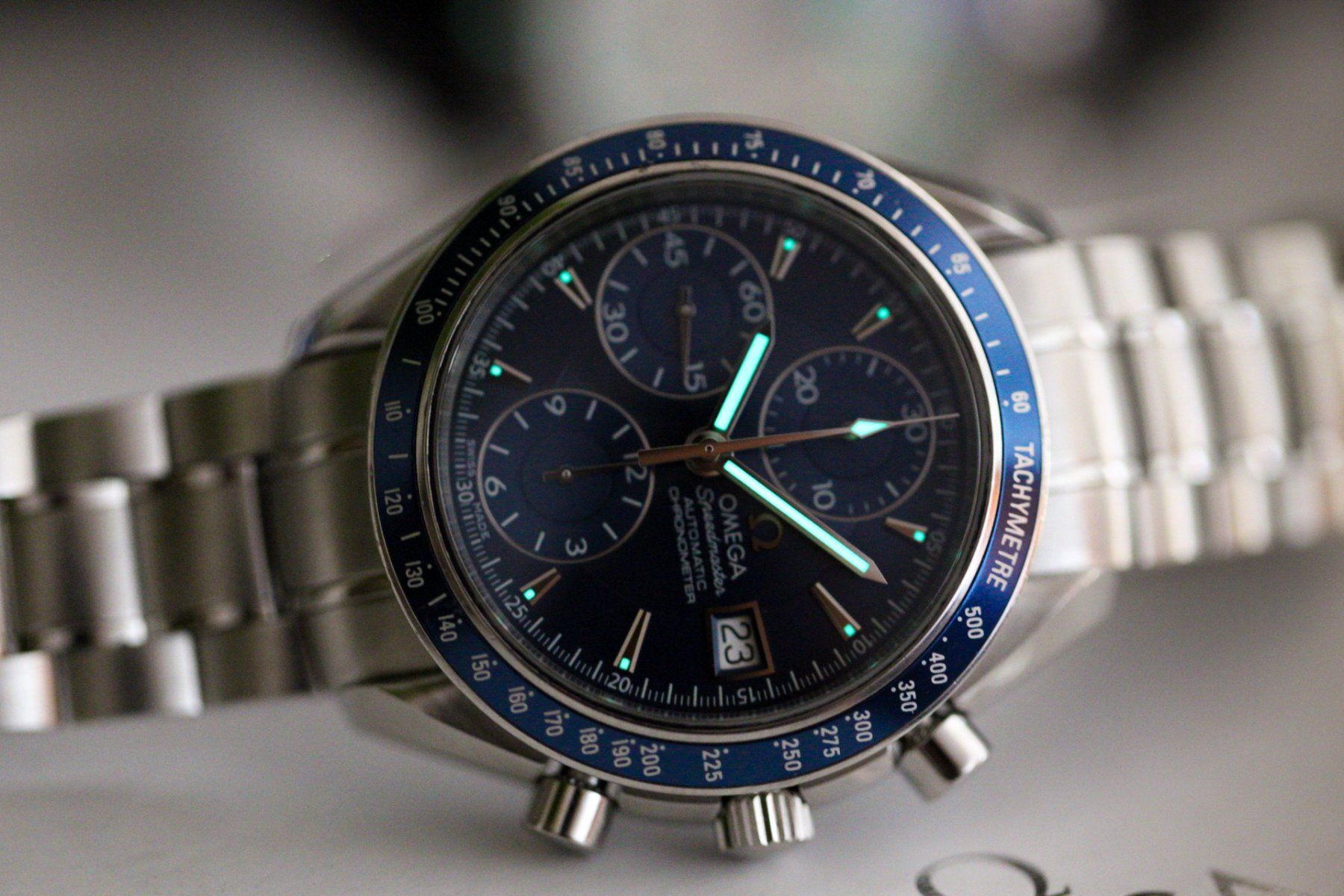 Omega Montres: Omega Speedmaster Bleu – D'occasion à Genève par Hiakoo 2