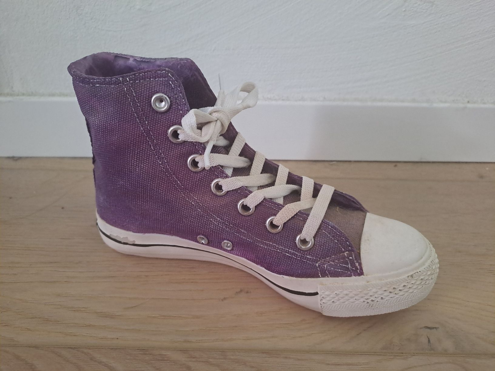 Tirelires: Tirelire basket Converse – D'occasion à Aigle par chl_29wp