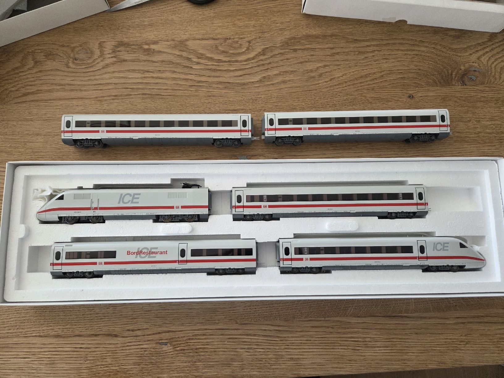 Märklin Modelleisenbahnen: Märklin 36712 ICE 2 – Gebraucht aus Berikon von TopLok1 1