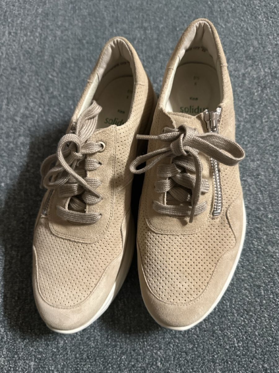 Damenschuhe: Solidus Sneaker Kea beige Gr 6.5 – Neu und originalverpackt aus Baltschieder von YmroBe