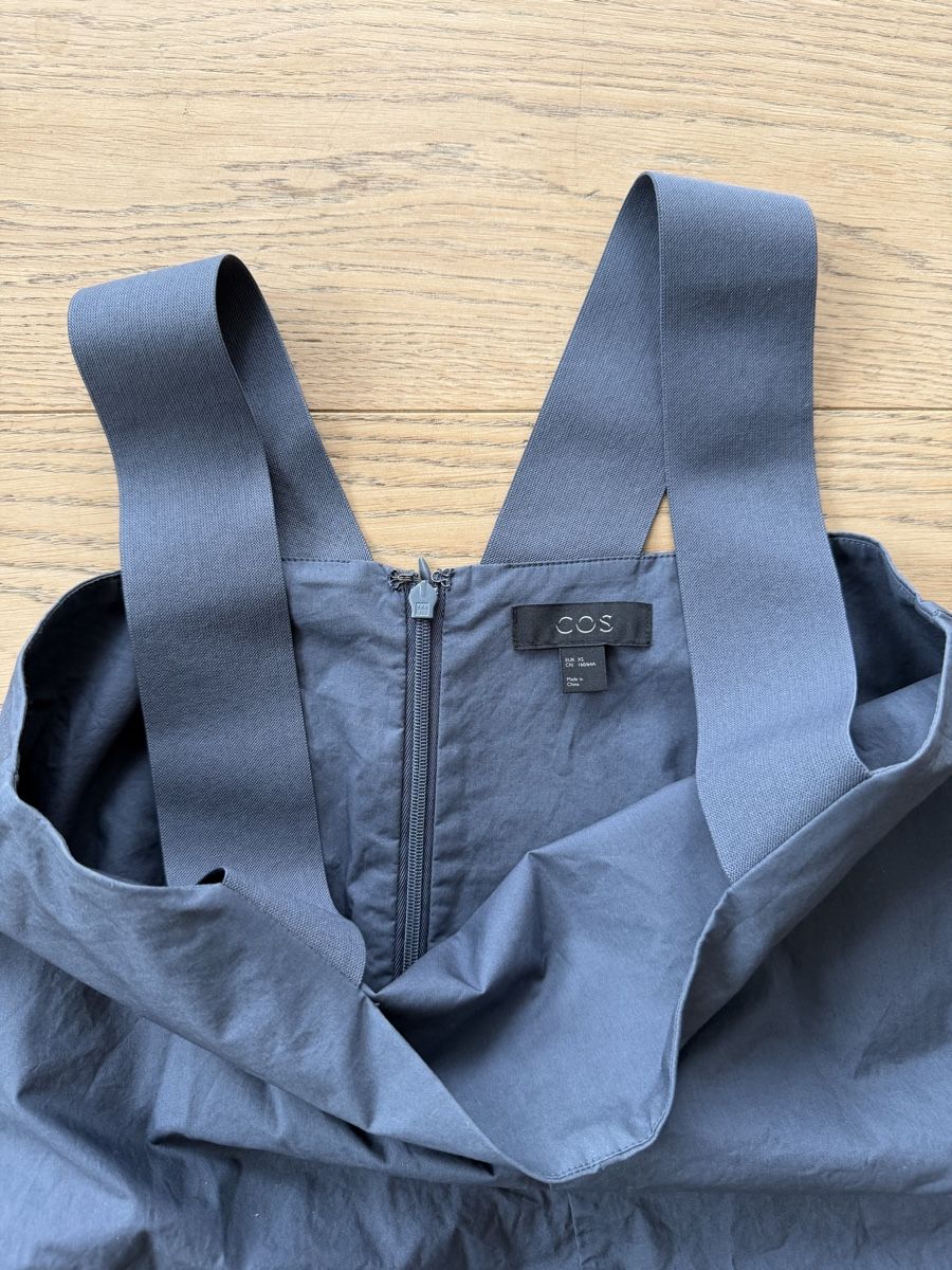 Cos Tute: COS Jumpsuit – Usato da Zürich venduto da z00mie 1