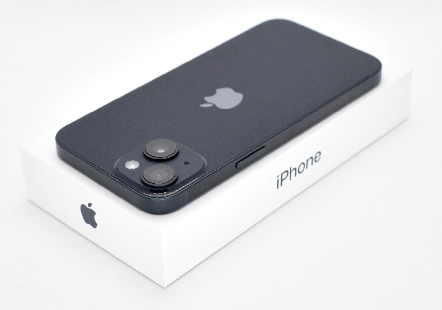 Apple Telefoni cellulari / Smartphones: iPhone 14 midnight 128GB neuwertig – Usato da Birsfelden venduto da Waldbrettspiel 2