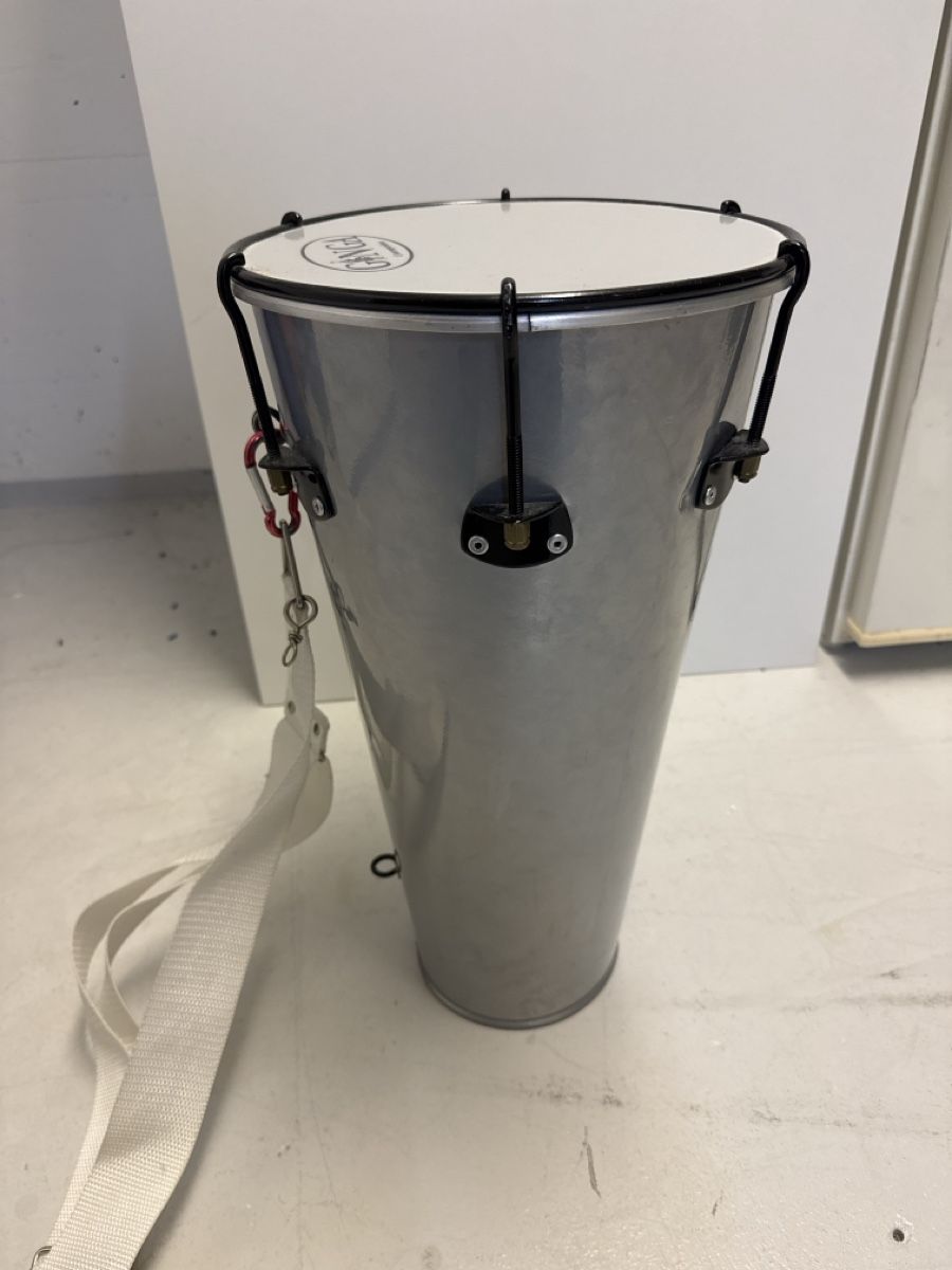 Strumenti musicali: Fasnachtstrommel – Usato da Bazenheid venduto da Mgunner 1