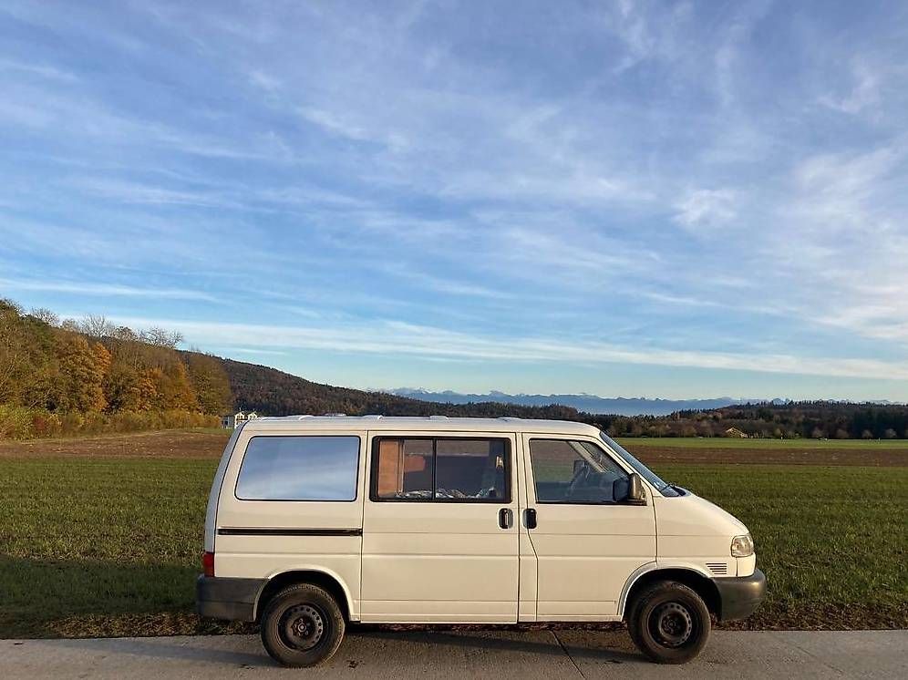 Camping Fahrzeuge: VW T4 mit einzigartigem Ausbau – Gebraucht aus Zweisimmen von gyg_7s7n