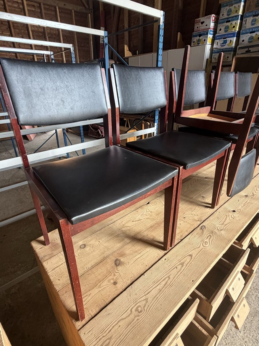 Sedie: Chaise Scandinave en hêtre teinté – Usato da Arnex-sur-Orbe venduto da Tutu1037 3