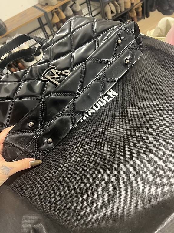 Steve Madden Borse da donna: Steve Madden Tasche NEU – Nuovo (secondo la descrizione) da Oetwil am See venduto da leu_w8pb 1