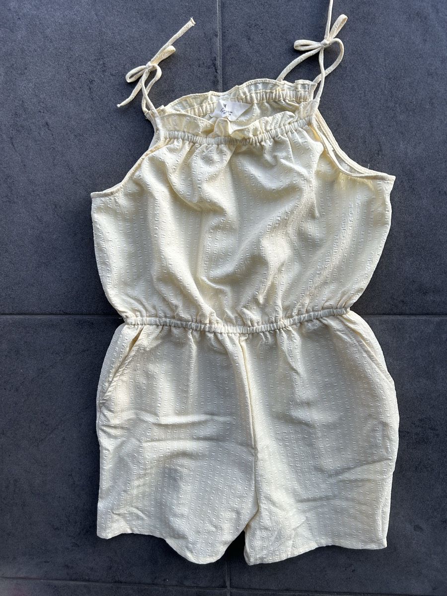 H&M Jumpsuits: Jumpsuit von H&M hellgelb in Grösse 158 – Gebraucht aus Wohlen b. Bern von Beppe99