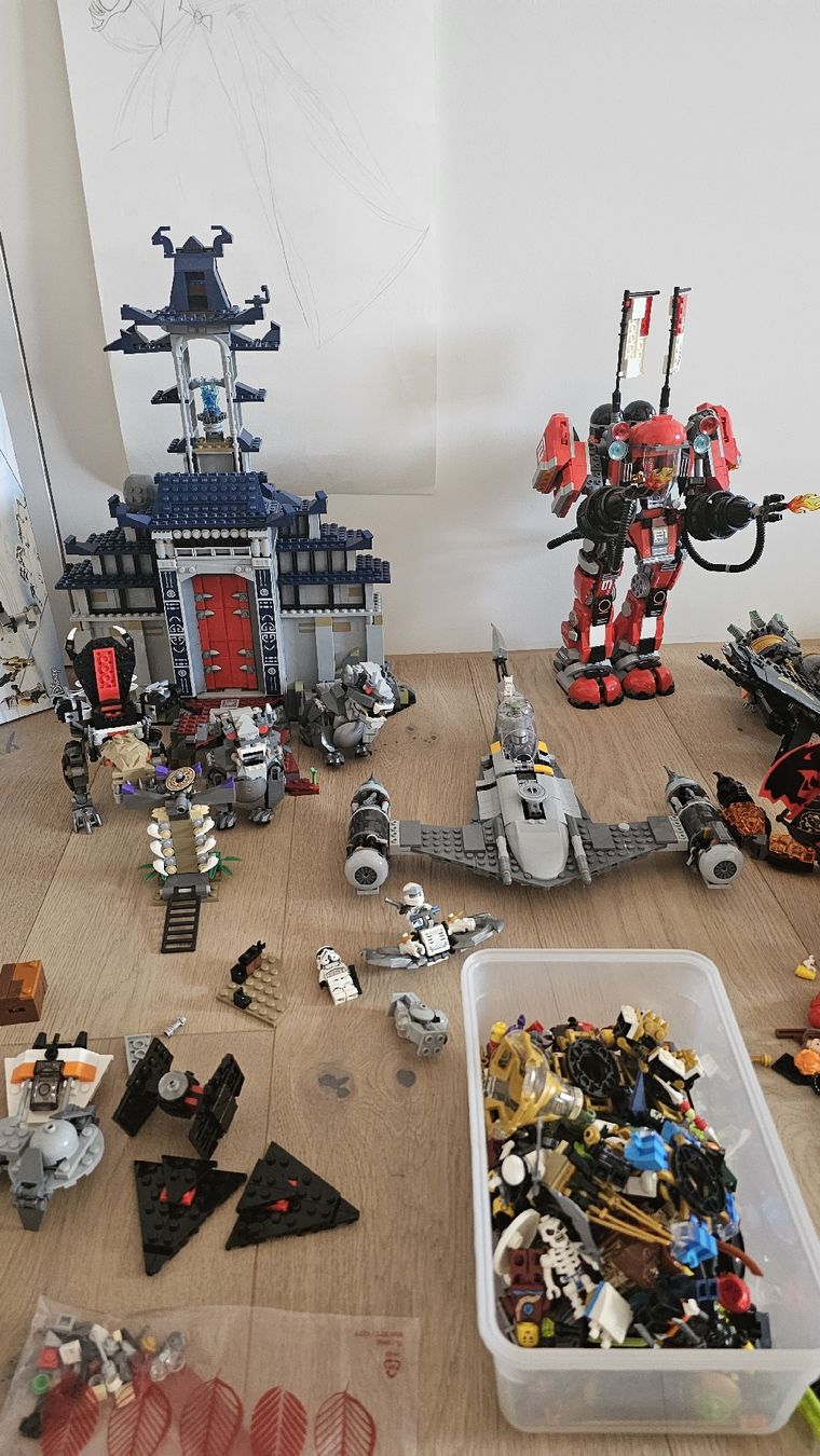 Lego Kit di costruzioni: lego Ninjago Konvolut  – Usato da Russikon venduto da marcello375 2