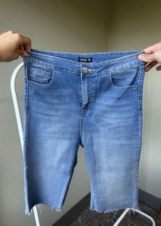 Sehr schöne, kurze Hose
