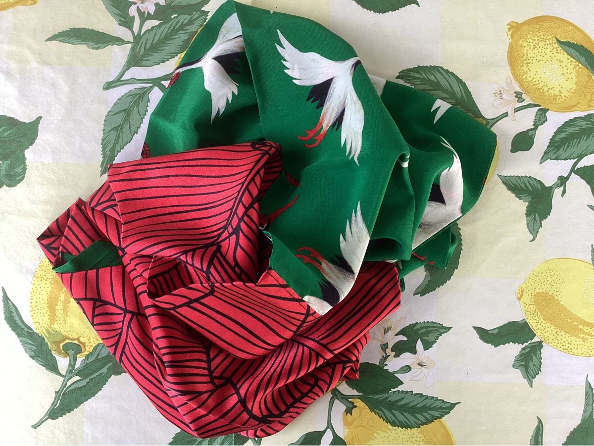 Foulards, Tücher & Schals: Foulard in Loopstyle von manumacht – Gebraucht aus Basel von Viktoria1958 2