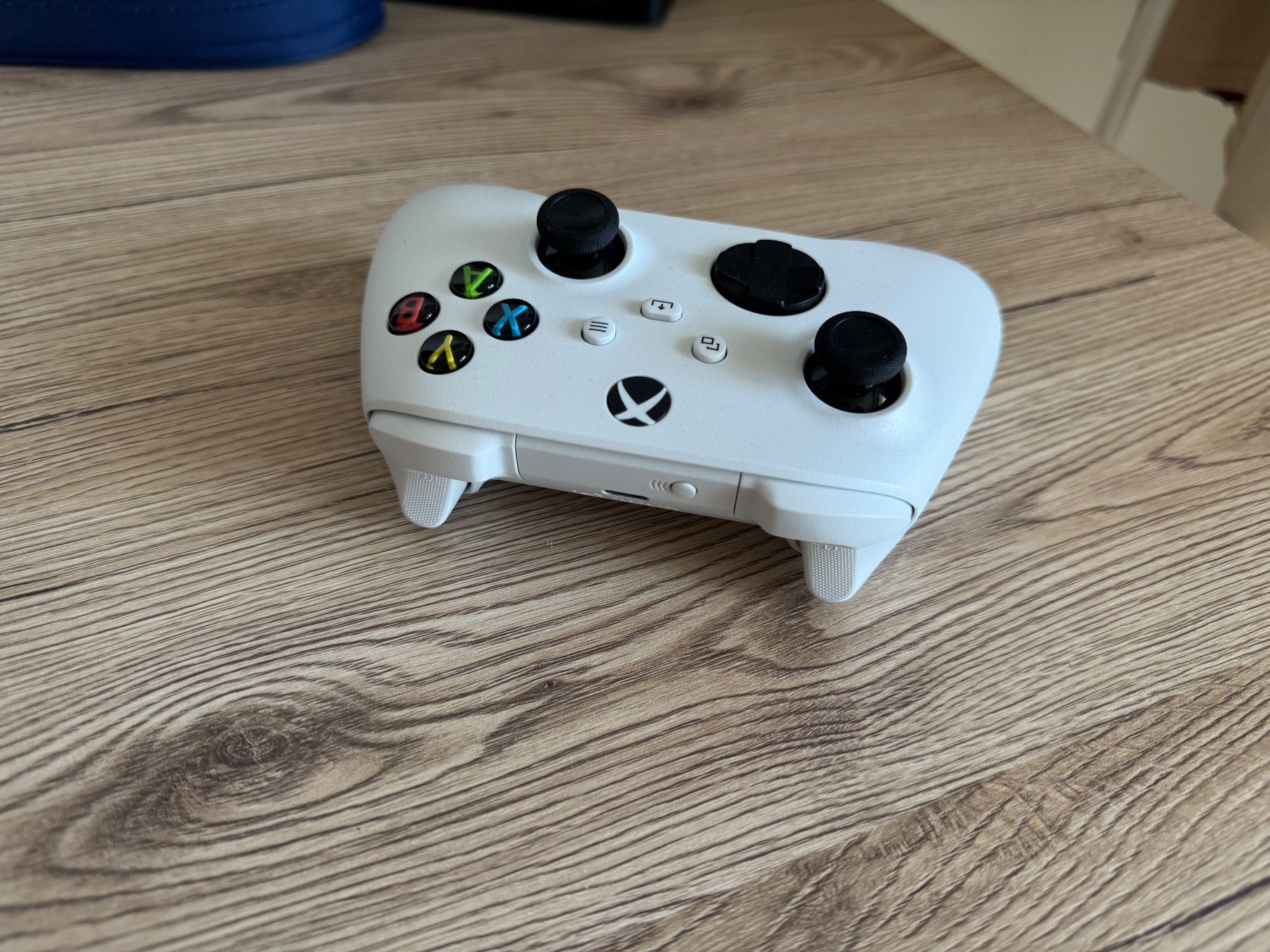Microsoft Manettes: XBOX One Controller – Neuf (Voir description) à Aadorf par siggiesmallzz 1