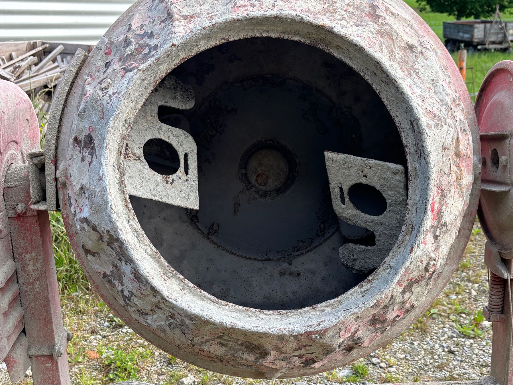 Alle Maschinen: Betonmischer, Lescha – Gebraucht aus Rickenbach LU von daul.garden 3