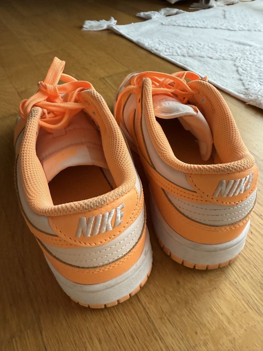 Nike Scarpe da donna: Nike dunk peach Gr.39 – Usato da Wil SG venduto da xrnvani 3