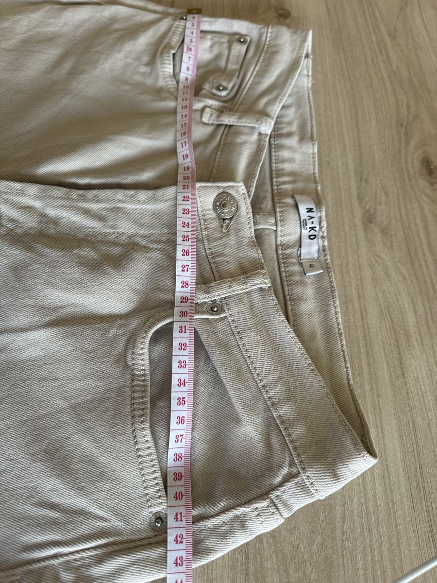 Na-kd Jeans: Jean beige – Nuovo (secondo la descrizione) da Lausanne venduto da sou_w9bl 2