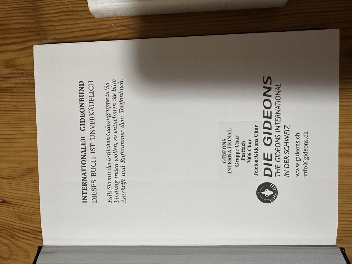 Libri: Neues Testament 2 stk – Nuovo (secondo la descrizione) da Sevelen venduto da Stopglobal. 2