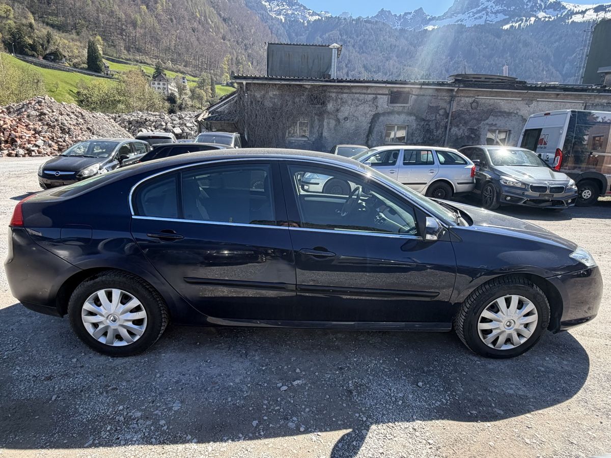 Renault Automobili: Renault Laguna 2.0 Benzin – Difettoso da Mollis venduto da BSL10 3