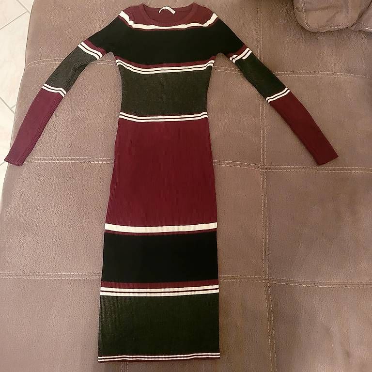 Kleider: Kleid – Gebraucht aus Staad SG von Anj.