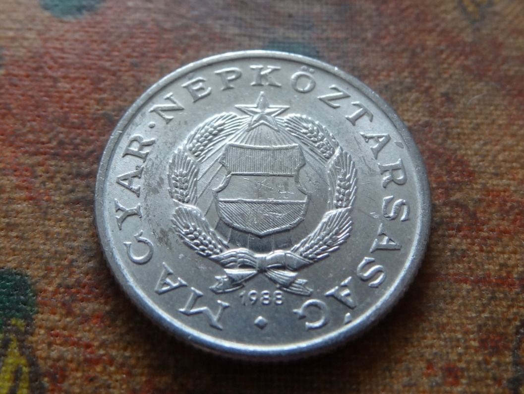 Alle Münzen: HONGRIE  1  Forint  1988 – Gebraucht aus Romanel-sur-Lausanne von Swift13