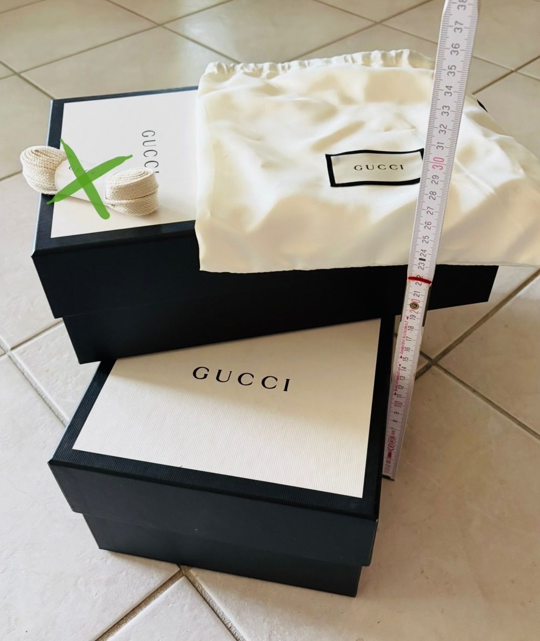 Gucci Herrenschuhe: GUCCI Boxen, Dustbag – Gebraucht aus Etoy von Diadefin