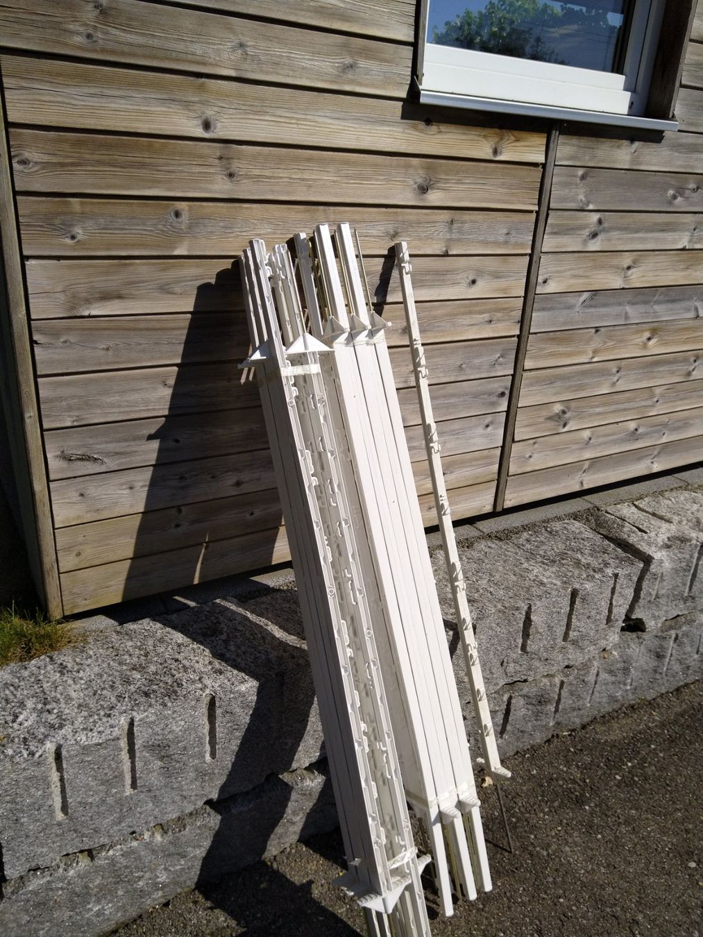 Autres équipements d'étable: Kunststoff Pfähle – Neuf (Voir description) à Saas im Prättigau par geiss05