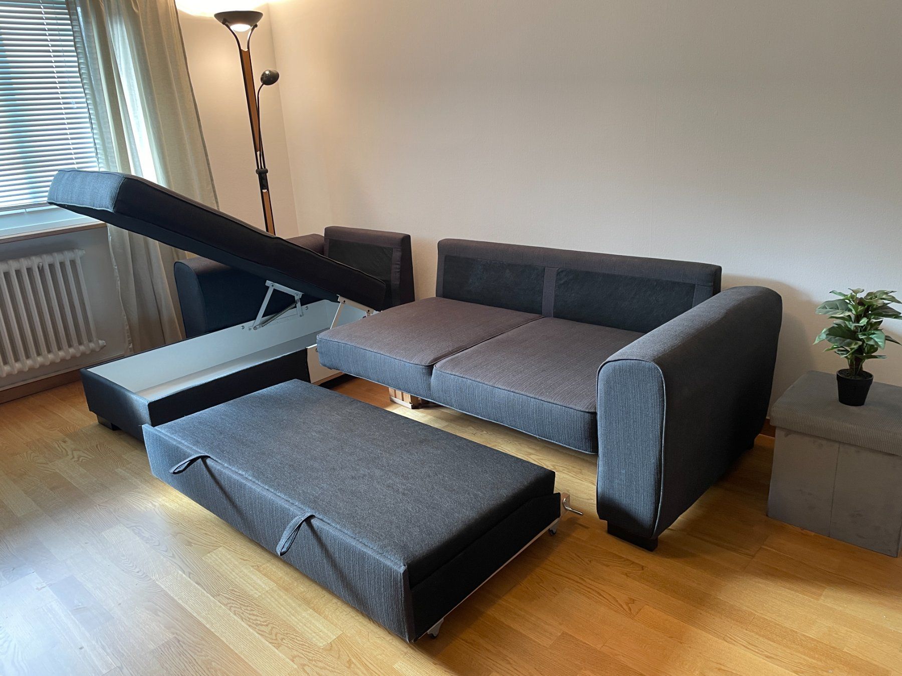 Conforama Divani: Schlafsofa / Bettsofa – Usato da Zollikofen venduto da P-r-A 3