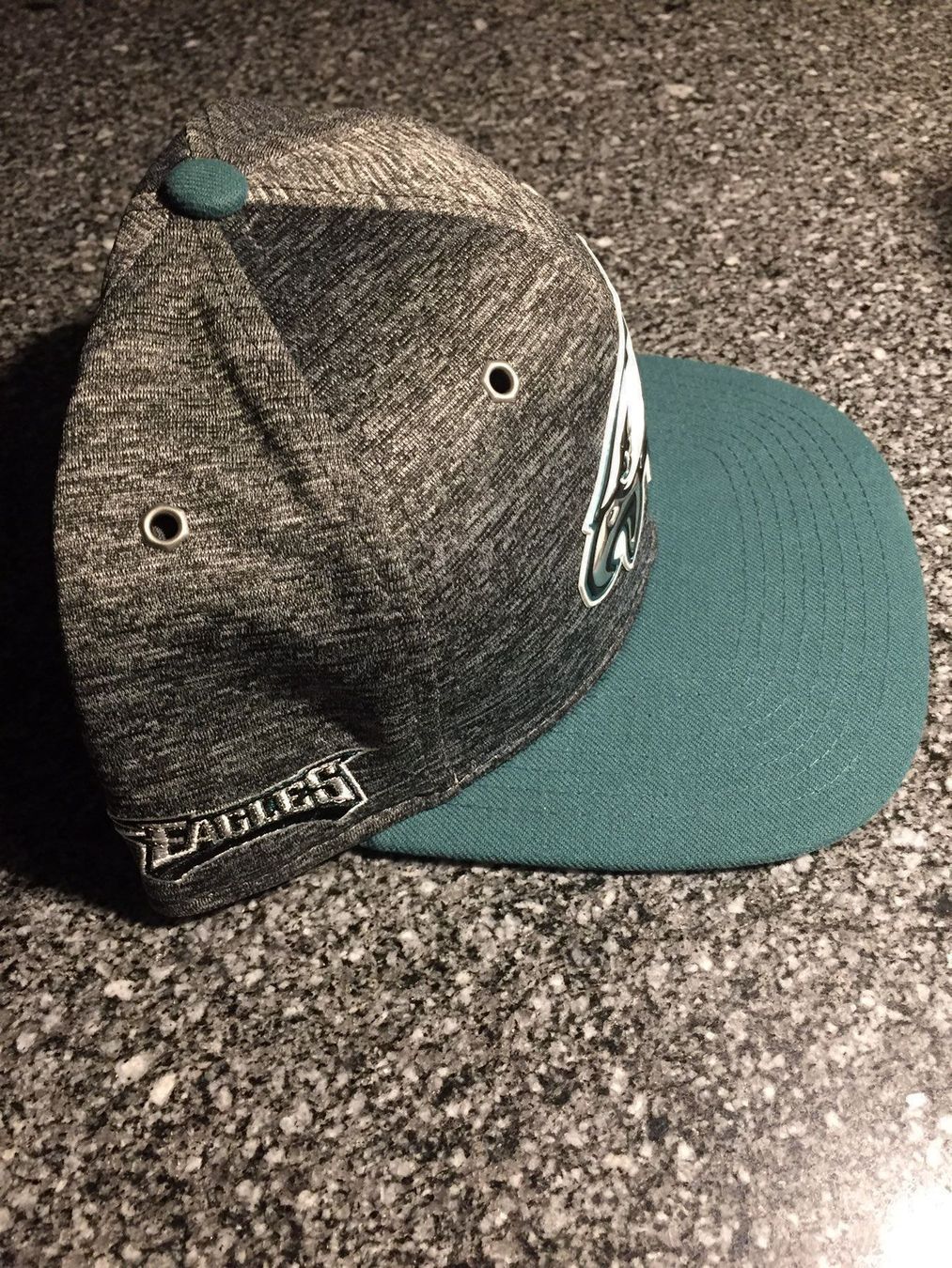 New Era Copricapi, berretti & cappellini: Philadelphia Eagles New Era Cap – Usato da Muttenz venduto da bargain_hunter 2