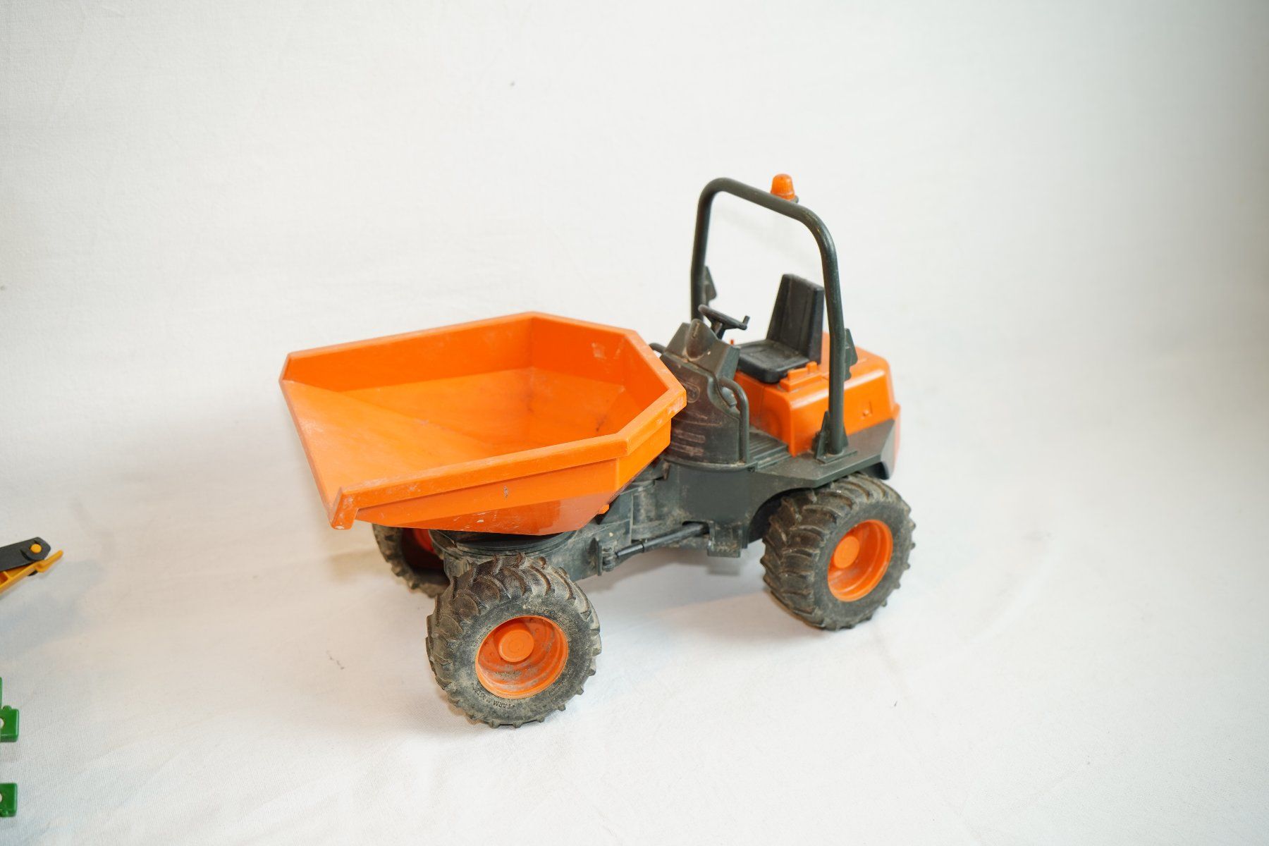 Bruder Giocattoli: BRUDER Dumper – Usato da Ruswil venduto da wil_9xhv