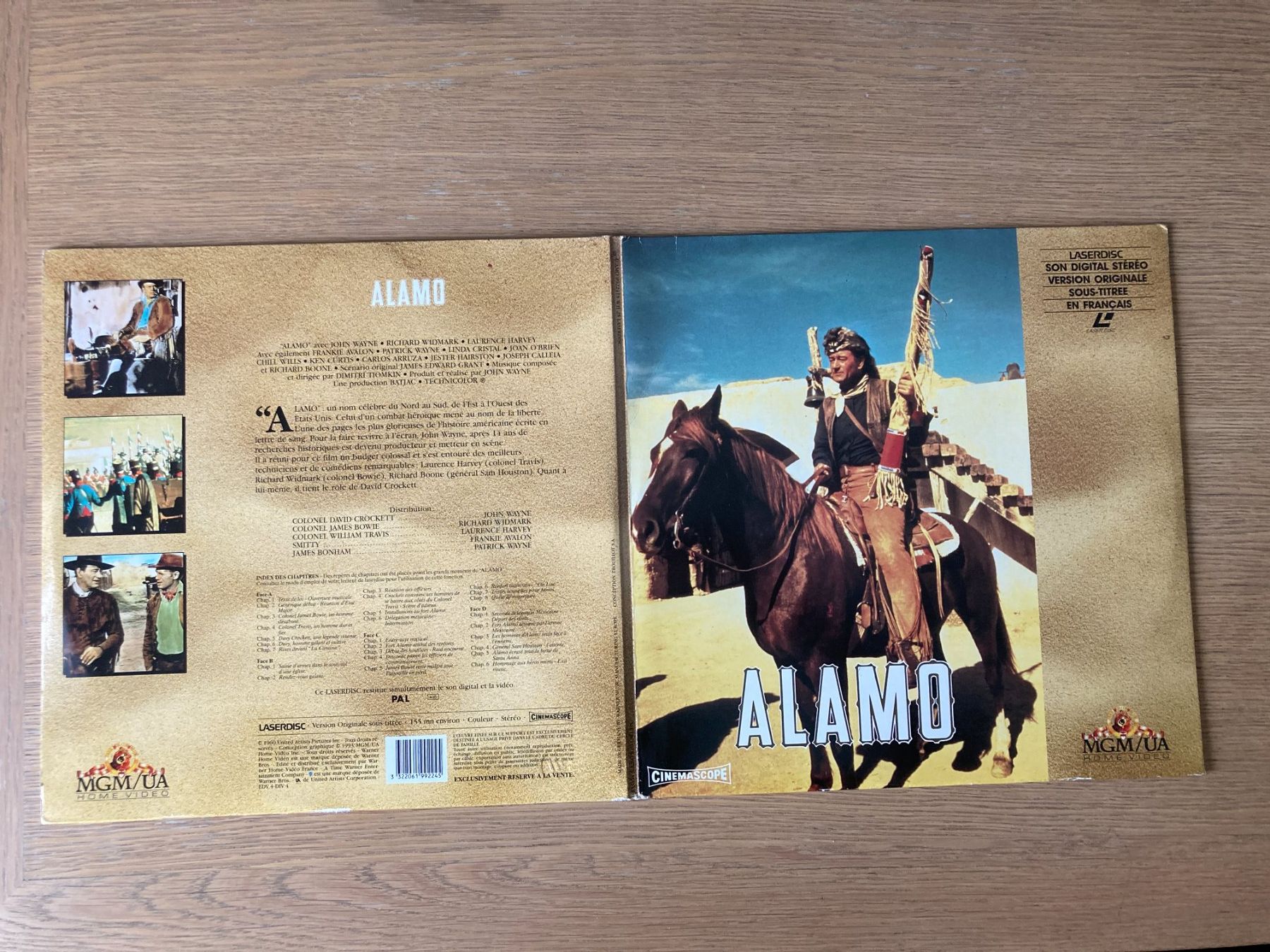 Vinyles: LASERDISC ALAMO VERSION ORIGINALE – D'occasion à Geneve par tigre69