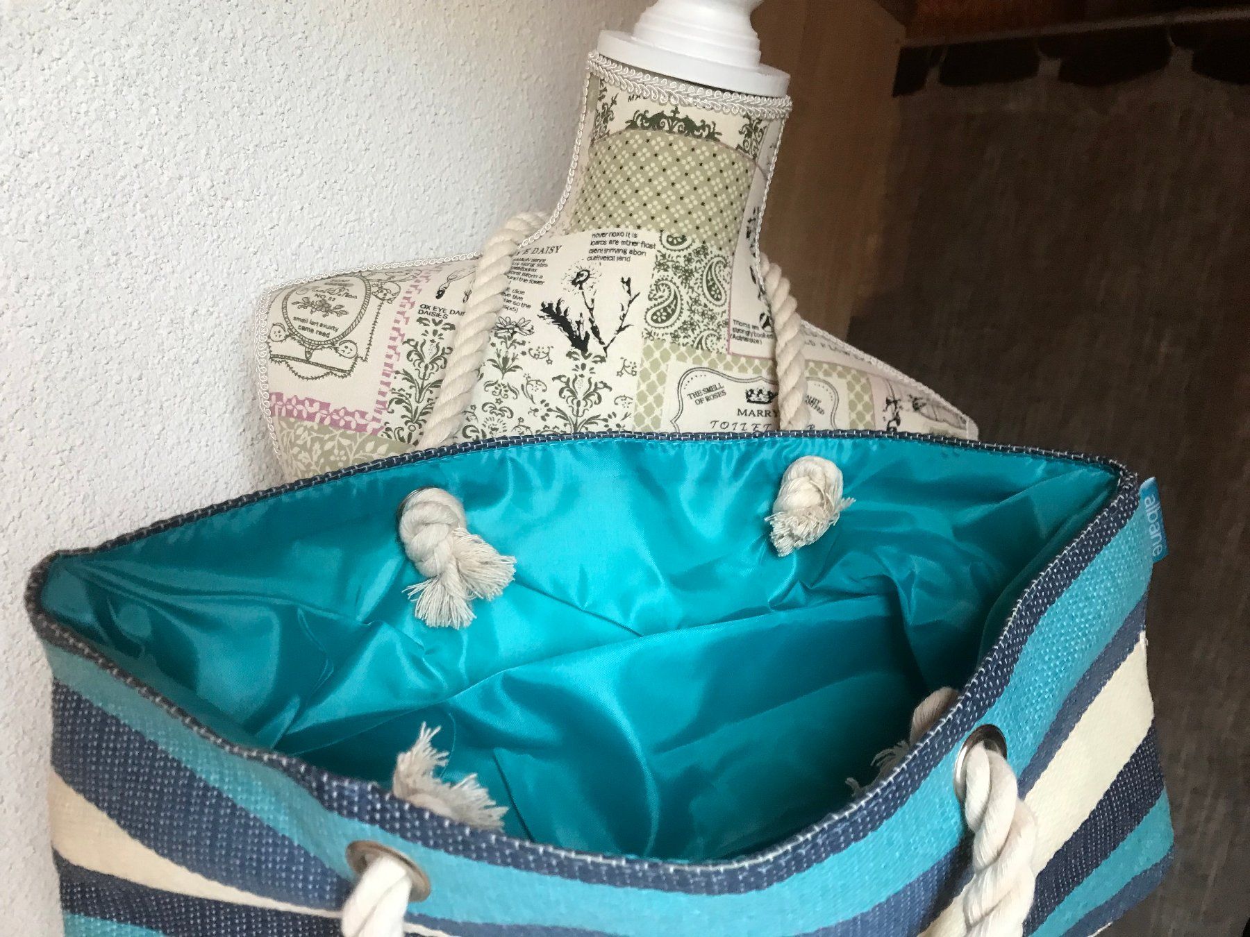Taschen für Damen: Sac de plage – Gebraucht aus Gorgier von chahn 1