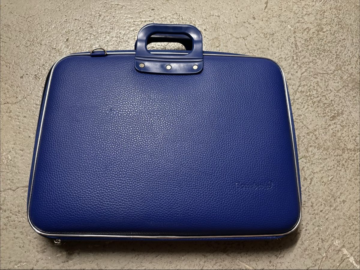 Taschen: Laptop Tasche – Neu (gemäss Beschreibung) aus Zürich von Gin_gg9p