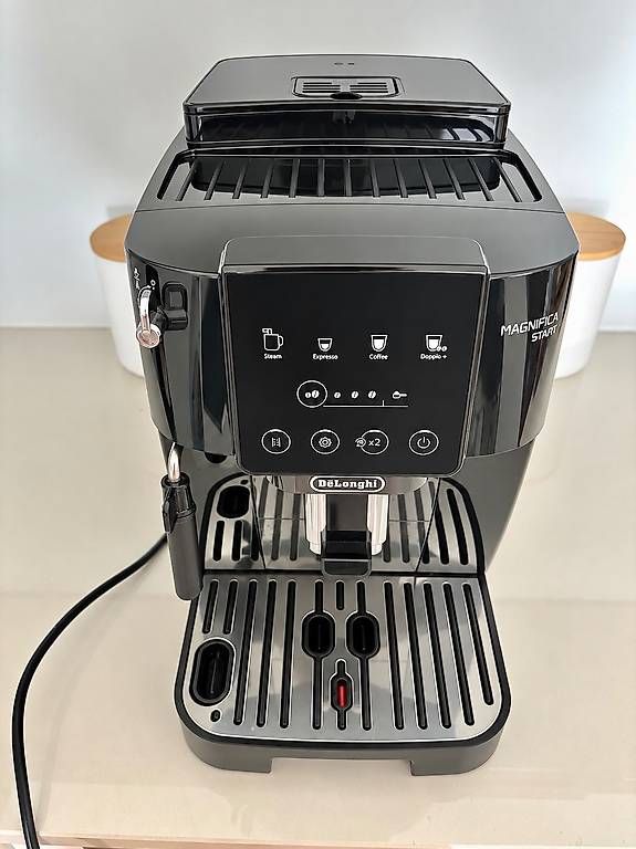 Macchine per caffè & Macchine per espresso: Machine à café à grains – Nuovo e nell'imballaggio originale da Yverdon-les-Bains venduto da nik_wb2h