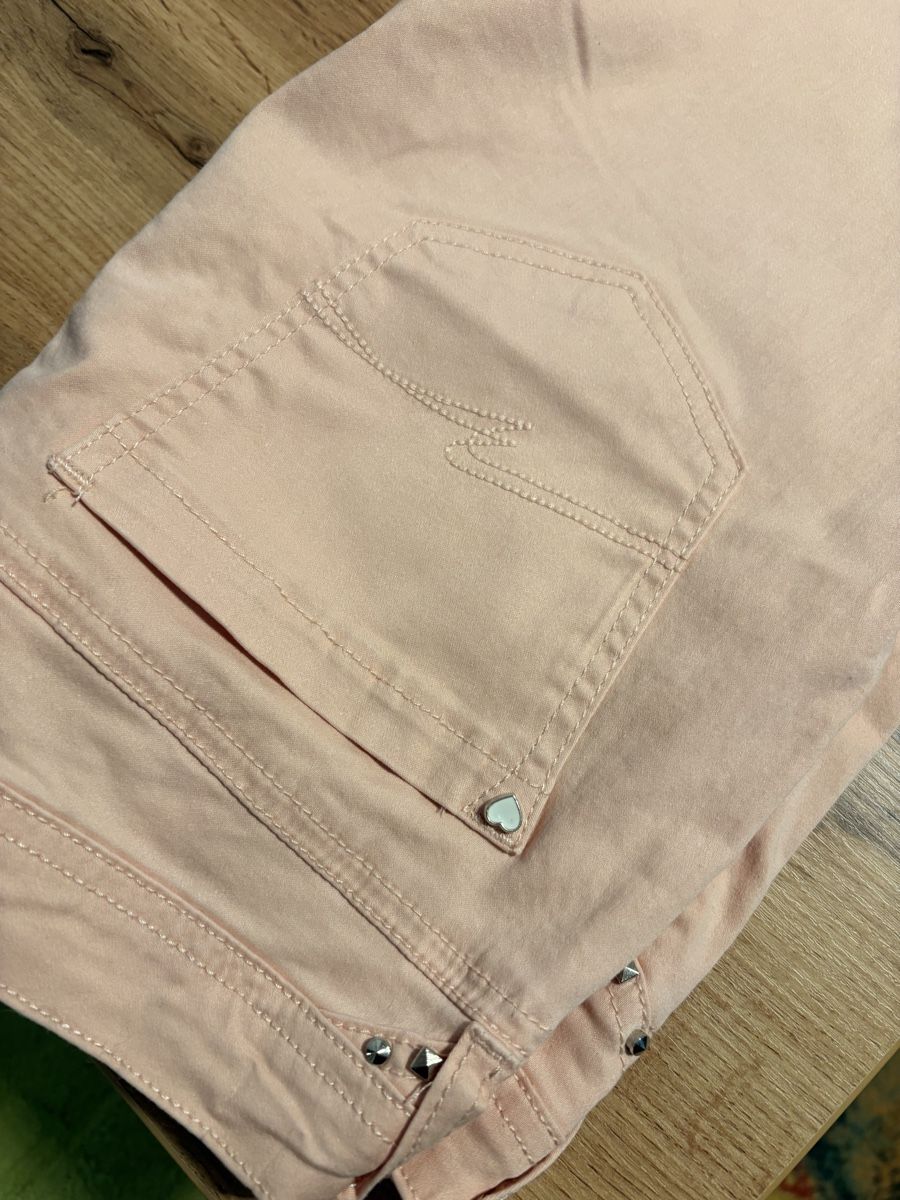 Jeans: Rosa Jeans Hosen – Gebraucht aus Basel von alisha.beuggert 4