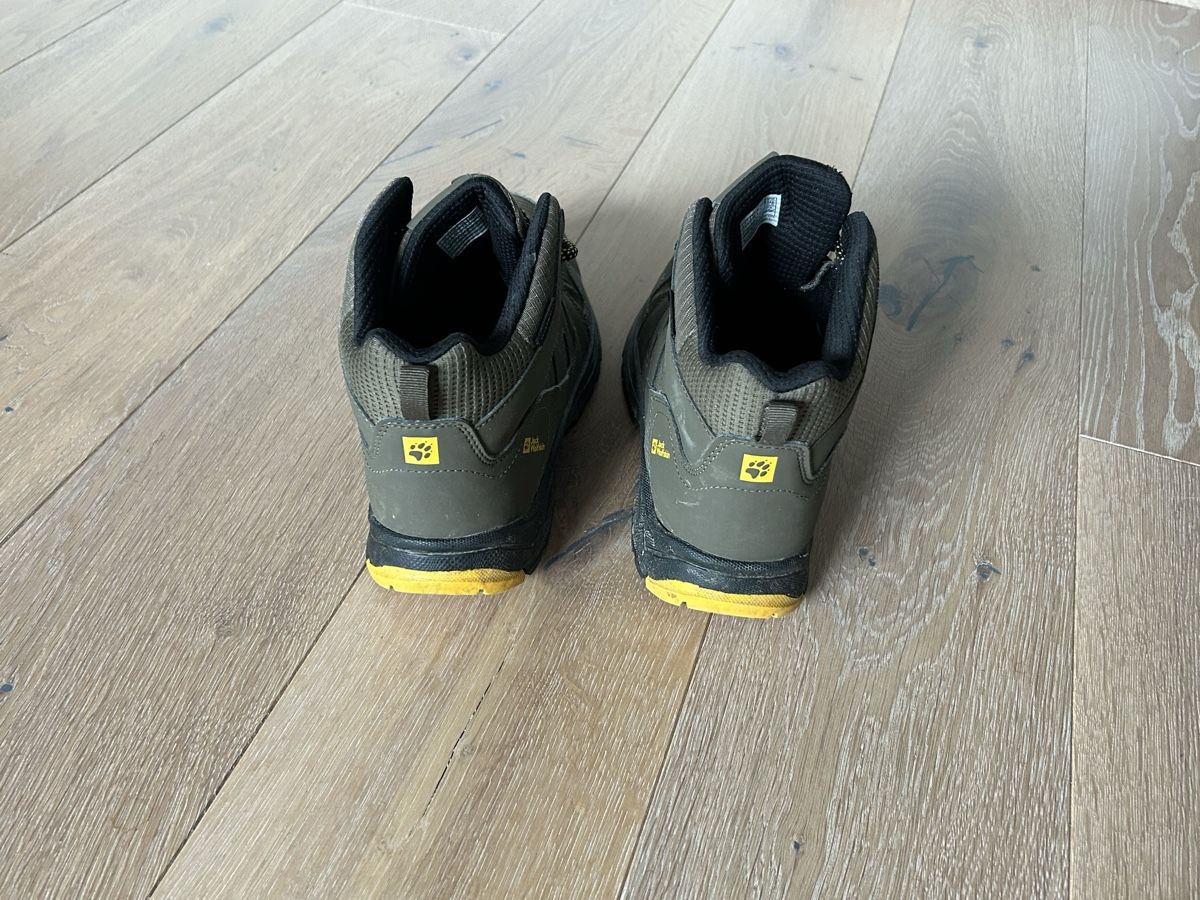 Jack Wolfskin Scarpe da uomo: Schöne Jack Wolfskin Wanderschuhe Gr. 40 – Usato da Uster venduto da Philzh 2