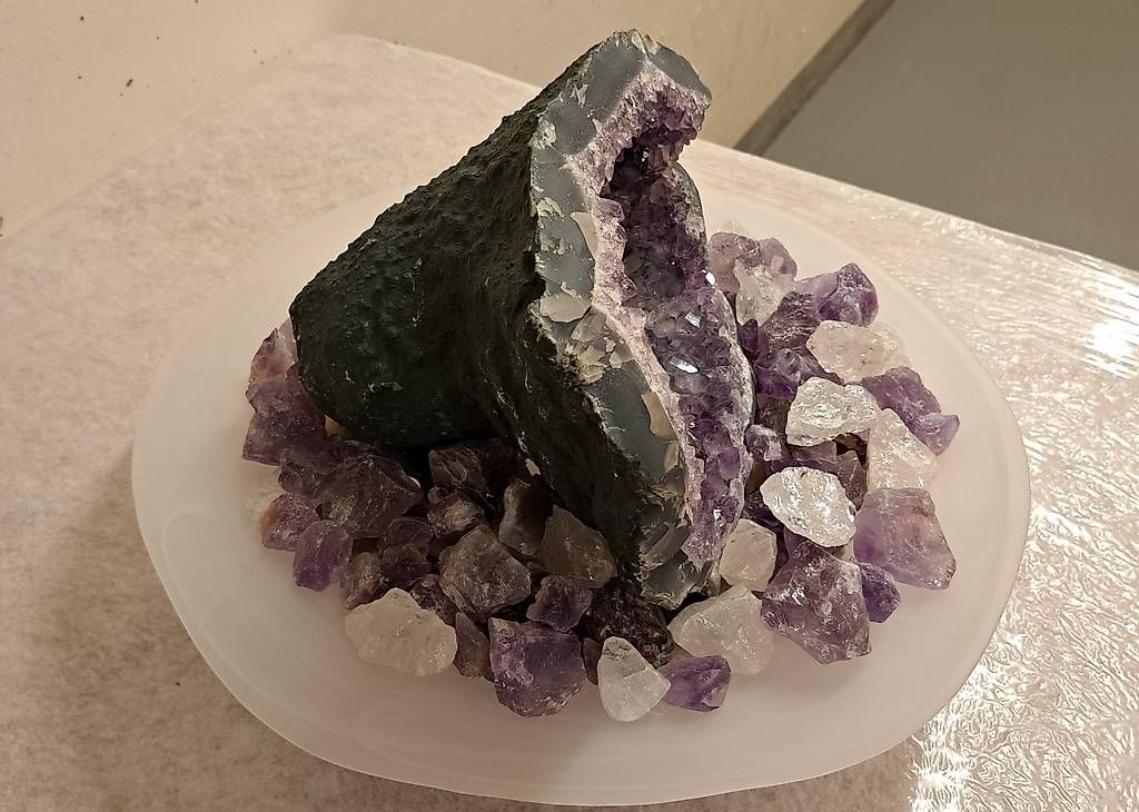 Teiche & Zierbrunnen: Zimmerbrunnen Amethyst – Gebraucht aus Stans von wer_fd5f 3