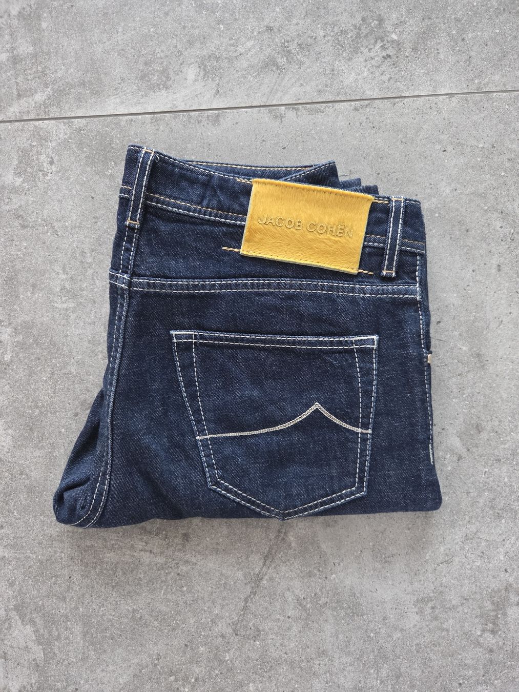 Jacob Cohën Jeans: Jacob Cohen Jeans – D'occasion à Möhlin par zille_bs