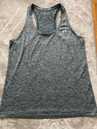Damen Sporttop Under Amour Grösse M guter Zustand